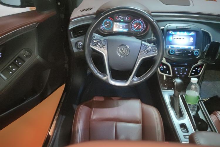 Used Buick LaCrosse 2013 2.4L SIDI Elite Comfort Version Steering Wheel
