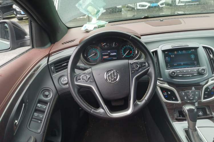 Used Buick LaCrosse 2013 2.4L SIDI Elite Comfort Version Steering Wheel