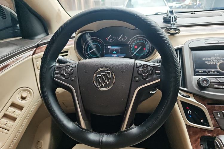 Used Buick LaCrosse 2013 2.4L SIDI Leading Comfort Version Steering Wheel