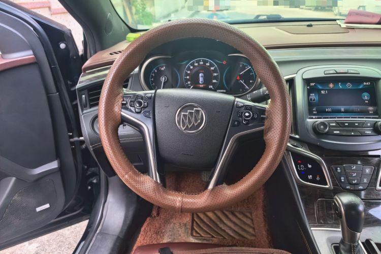 Used Buick LaCrosse 2013 3.0L SIDI V6 Smart Luxury Flagship Model Steering Wheel