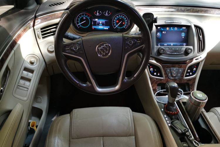 Used Buick LaCrosse 2013 2.4L SIDI Elite Comfort Version Steering Wheel