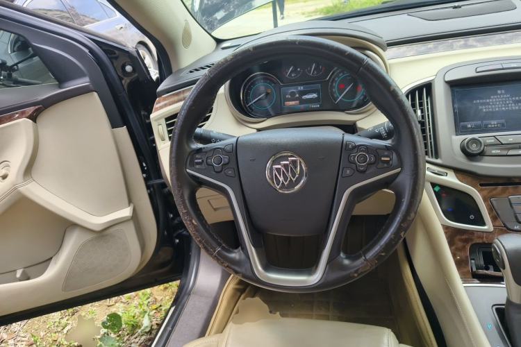 Used Buick LaCrosse 2013 2.4L SIDI Leading Comfort Version Steering Wheel