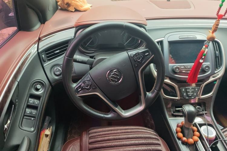 Used Buick LaCrosse 2013 2.4L SIDI Elite Comfort Version Steering Wheel