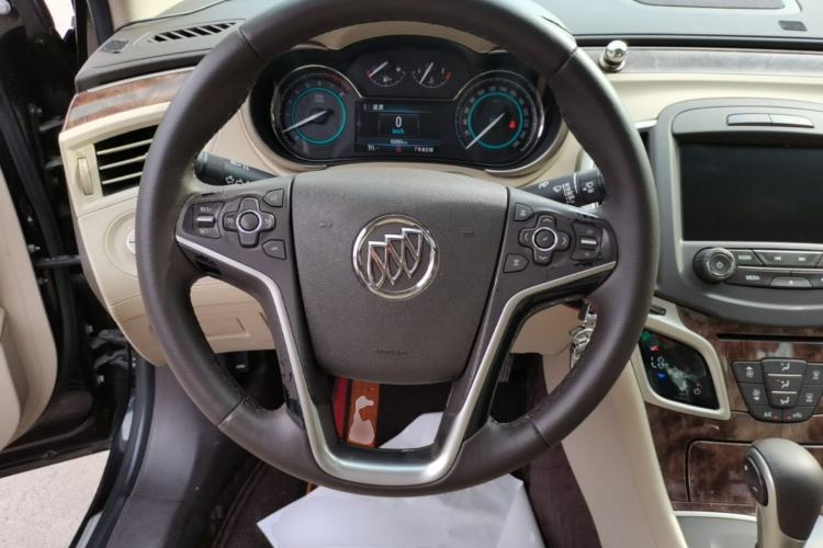 Used Buick LaCrosse 2013 2.4L SIDI Leading Comfort Version Steering Wheel