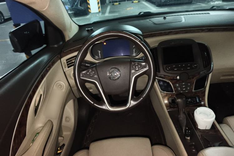 Used Buick LaCrosse 2013 3.0L SIDI V6 Smart Luxury Flagship Model Steering Wheel