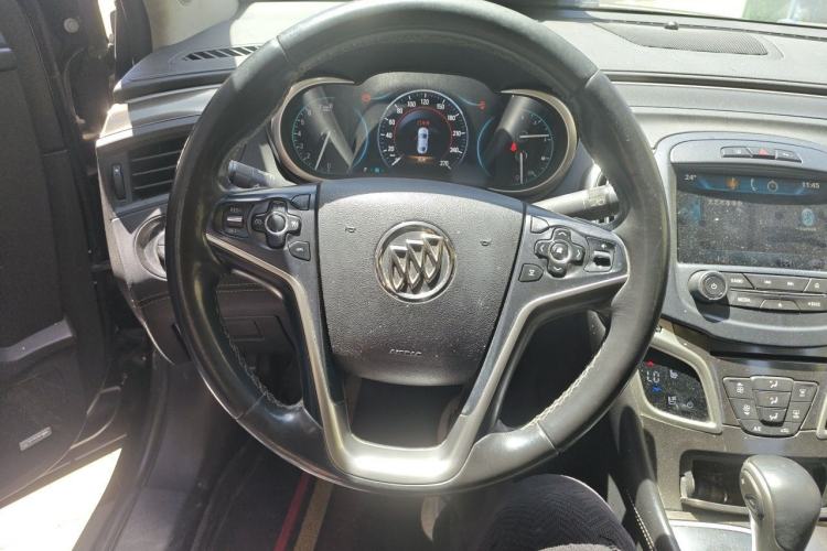 Used Buick LaCrosse 2013 2.0T SIDI Smart Luxury Flagship Edition Steering Wheel