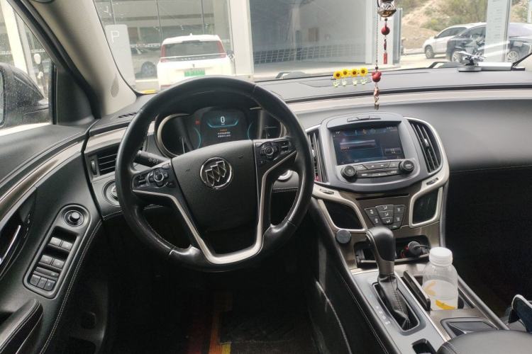 Used Buick LaCrosse 2013 2.0T SIDI Smart Luxury Flagship Edition Steering Wheel