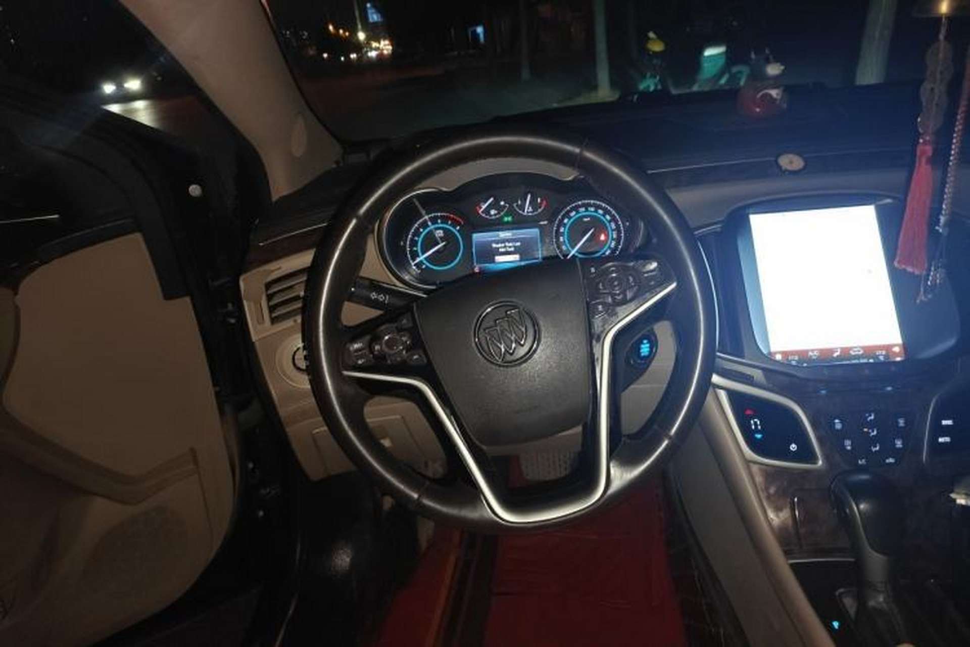 Used Buick LaCrosse 2013 2.4L SIDI Leading Comfort Version Steering Wheel