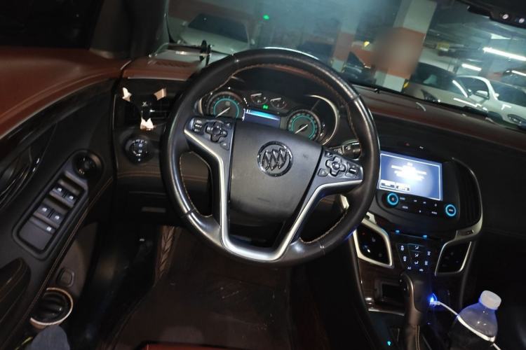Used Buick LaCrosse 2013 2.4L SIDI Elite Comfort Version Steering Wheel