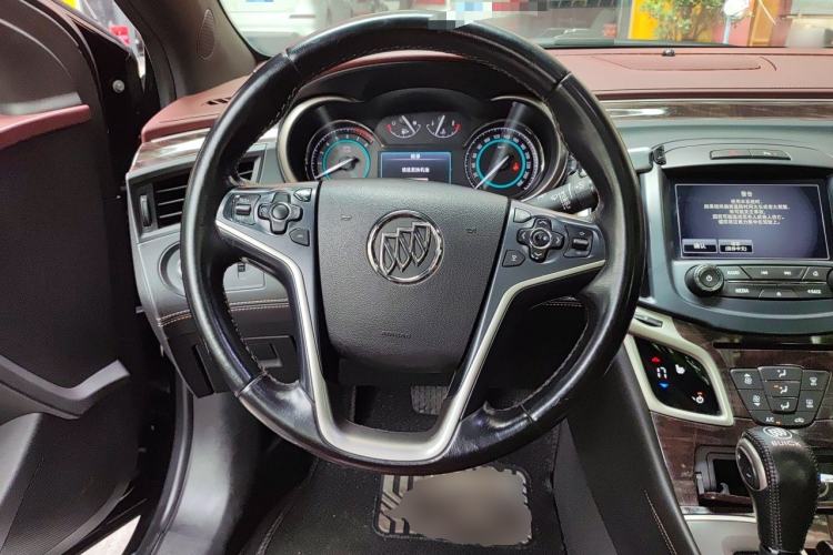 Used Buick LaCrosse 2013 2.4L SIDI Elite Comfort Version Steering Wheel