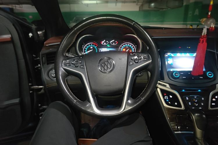 Used Buick LaCrosse 2013 2.4L SIDI Leading Comfort Version Steering Wheel