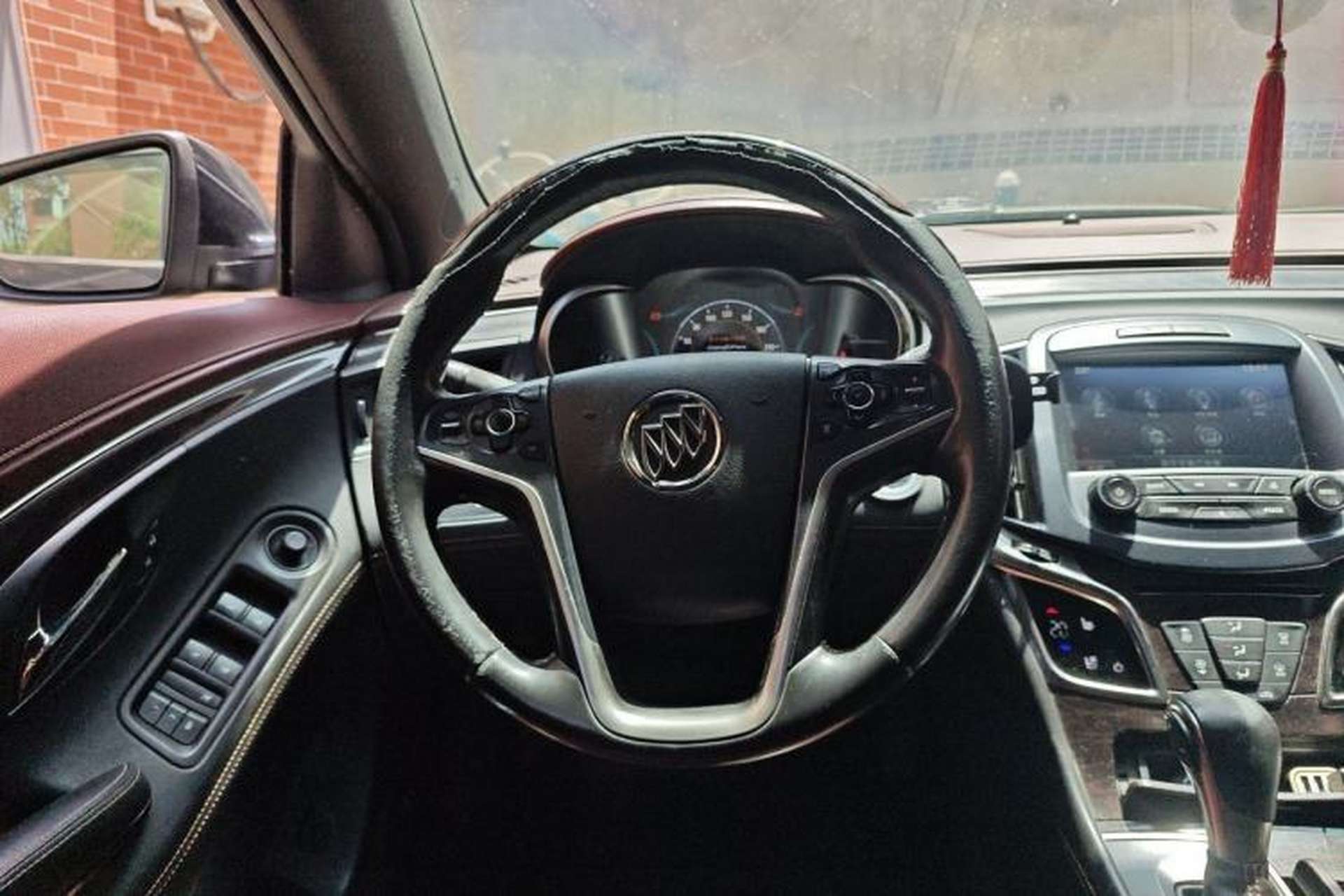 Used Buick LaCrosse 2013 2.4L SIDI Luxury Comfort Edition Steering Wheel