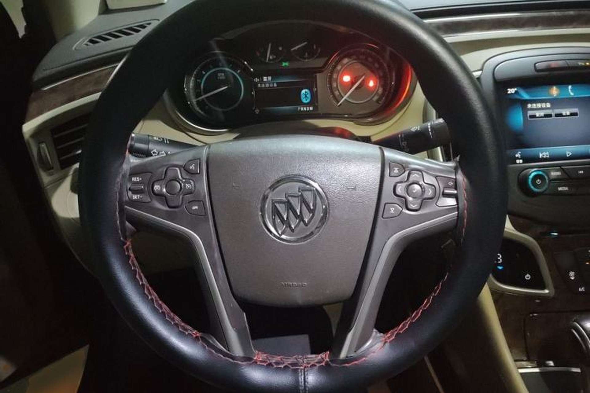 Used Buick LaCrosse 2013 2.4L SIDI Leading Comfort Version Steering Wheel