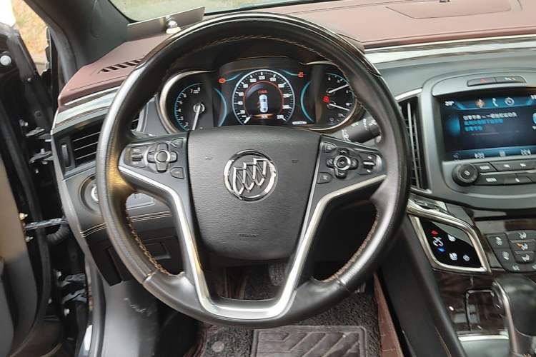 Used Buick LaCrosse 2013 2.4L SIDI Luxury Comfort Edition Steering Wheel