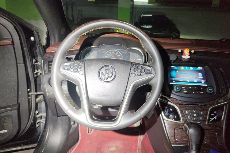 Used Buick LaCrosse 2013 2.4L SIDI Luxury Comfort Edition Steering Wheel