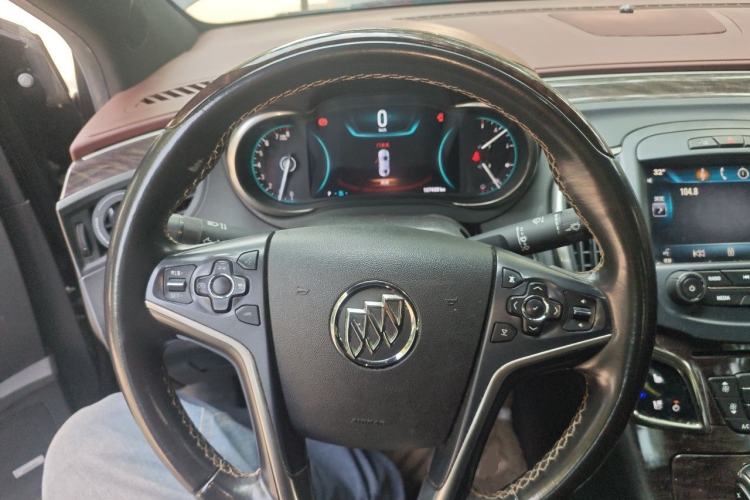 Used Buick LaCrosse 2013 2.0T SIDI Smart Luxury Flagship Edition Steering Wheel