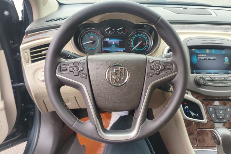 Used Buick LaCrosse 2013 2.4L SIDI Leading Comfort Version Steering Wheel