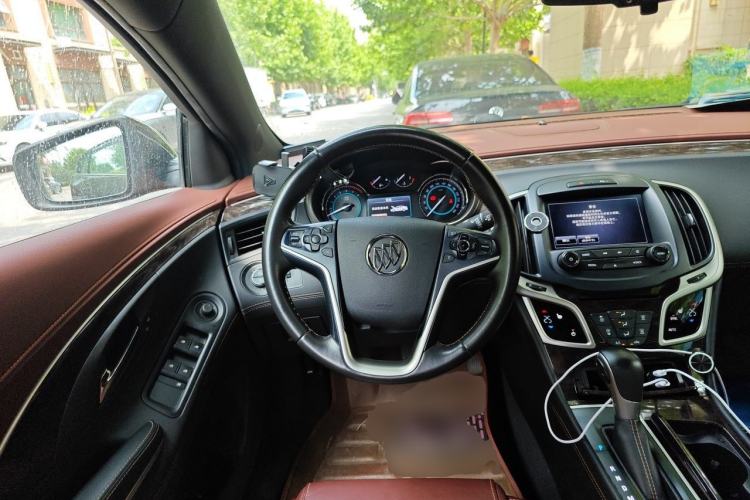 Used Buick LaCrosse 2013 2.4L SIDI Elite Comfort Version Steering Wheel