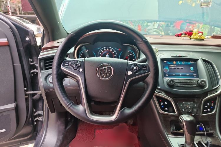 Used Buick LaCrosse 2013 2.0T SIDI Smart Luxury Flagship Edition Steering Wheel