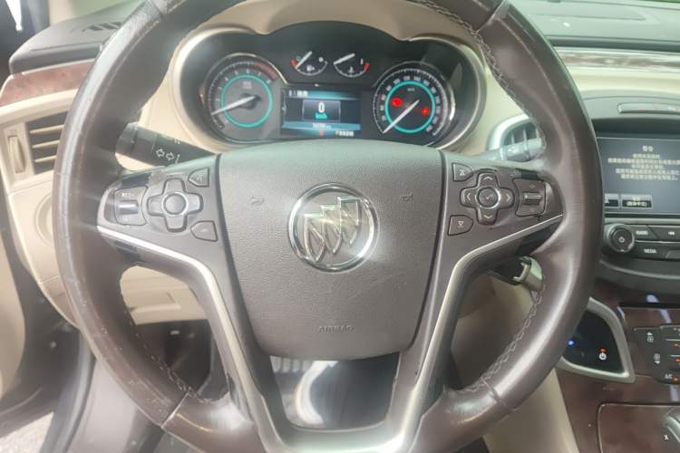 Used Buick LaCrosse 2013 2.4L SIDI Leading Comfort Version Steering Wheel