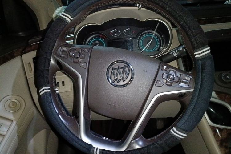 Used Buick LaCrosse 2013 2.4L SIDI Leading Comfort Version Steering Wheel