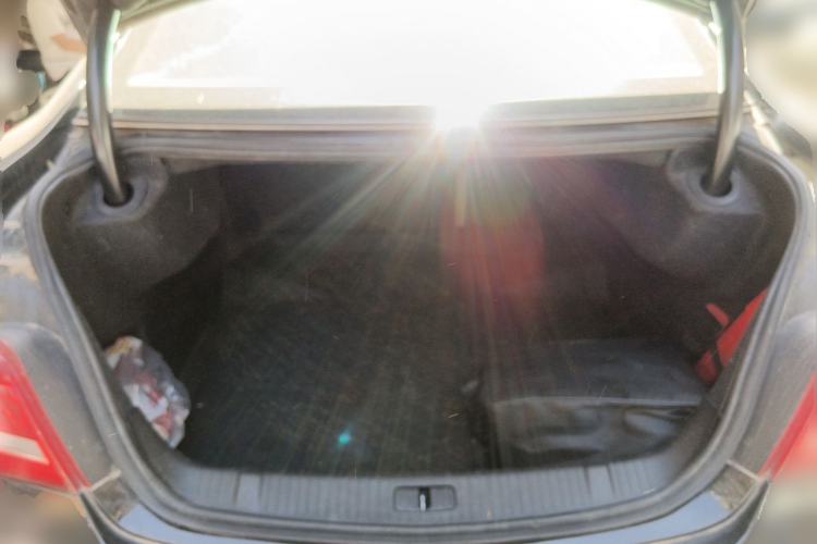 Used Buick LaCrosse 2013 2.4L SIDI Leading Comfort Version Trunk