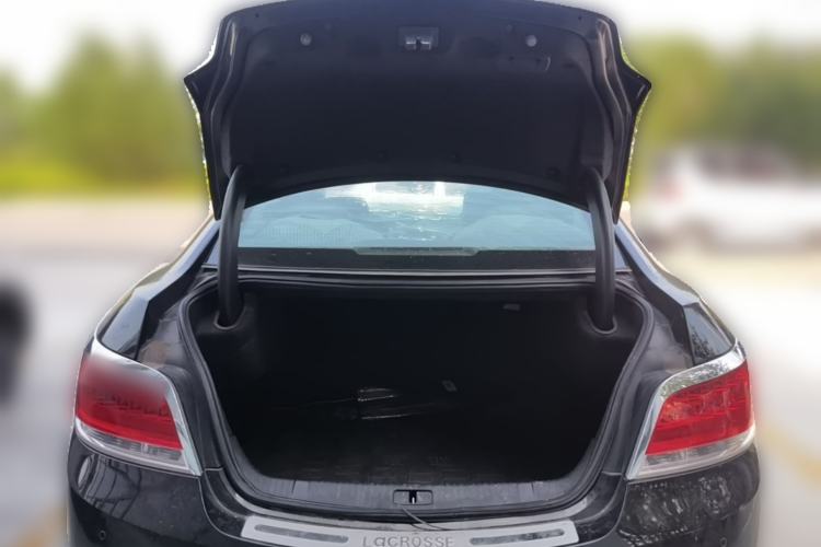 Used Buick LaCrosse 2013 2.4L SIDI Elite Comfort Version Trunk