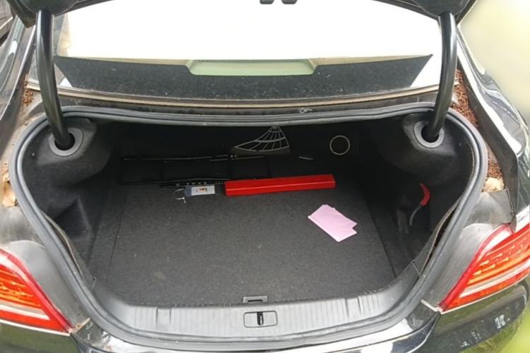 Used Buick LaCrosse 2013 2.4L SIDI Leading Comfort Version Trunk