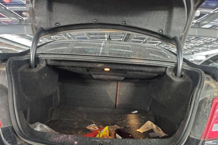 Used Buick LaCrosse 2013 2.4L SIDI Elite Comfort Version Trunk