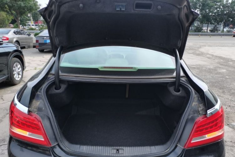 Used Buick LaCrosse 2013 2.4L SIDI Leading Comfort Version Trunk