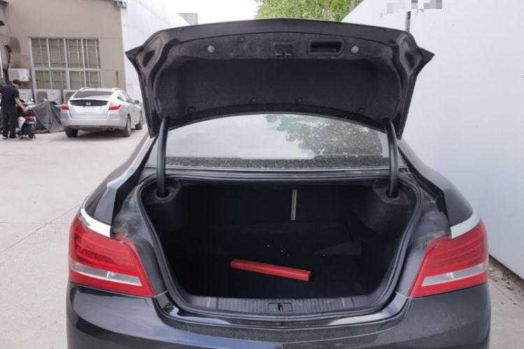 Used Buick LaCrosse 2013 2.0T SIDI Technology Version Trunk