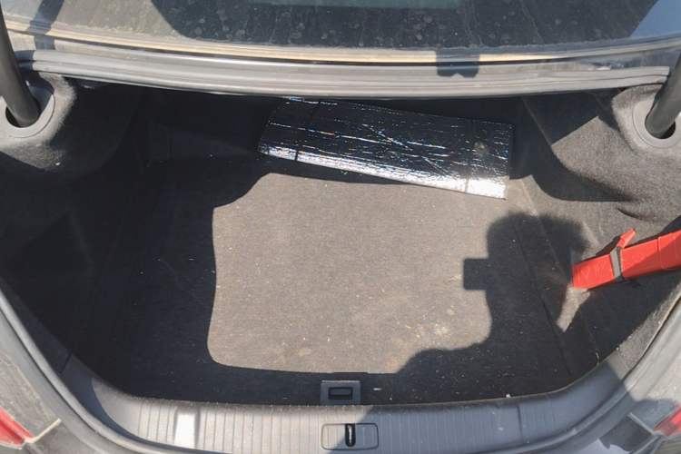 Used Buick LaCrosse 2013 2.4L SIDI Luxury Comfort Edition Trunk