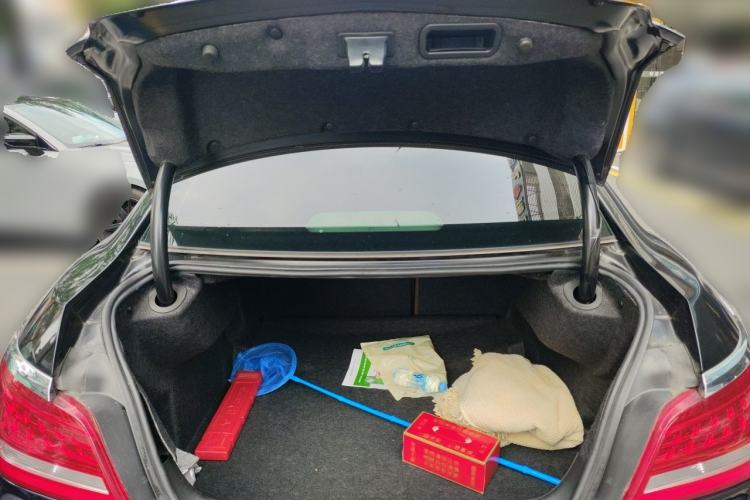 Used Buick LaCrosse 2013 2.4L SIDI Elite Comfort Version Trunk