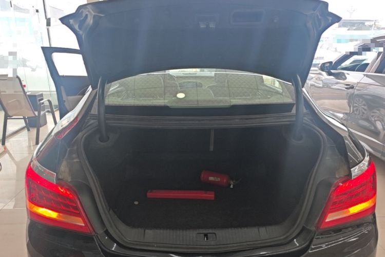 Used Buick LaCrosse 2013 2.4L SIDI Leading Comfort Version Trunk
