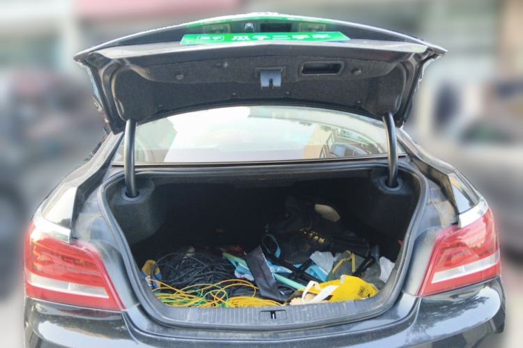 Used Buick LaCrosse 2013 2.4L SIDI Leading Comfort Version Trunk