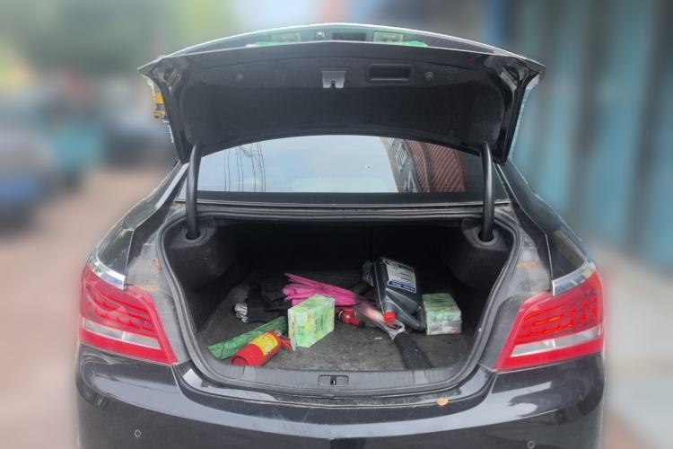 Used Buick LaCrosse 2013 2.4L SIDI Leading Comfort Version Trunk