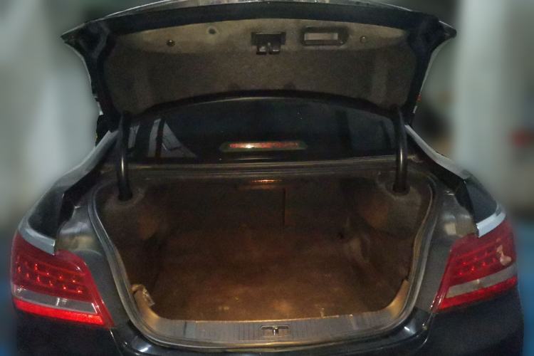 Used Buick LaCrosse 2013 2.4L SIDI Leading Comfort Version Trunk
