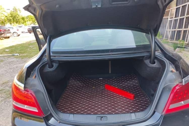 Used Buick LaCrosse 2013 2.4L SIDI Leading Comfort Version Trunk