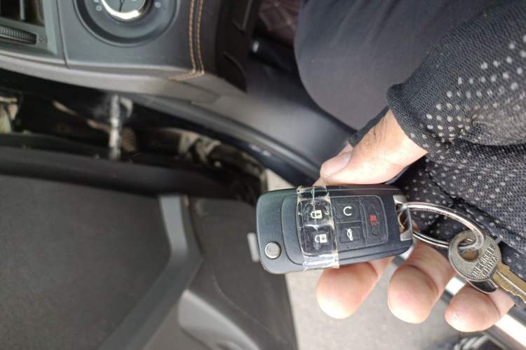 Used Buick LaCrosse 2013 2.4L SIDI Luxury Comfort Edition Vehicle Key