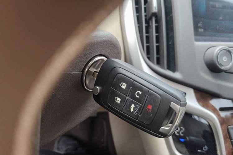 Used Buick LaCrosse 2013 2.4L SIDI Leading Comfort Version Vehicle Key