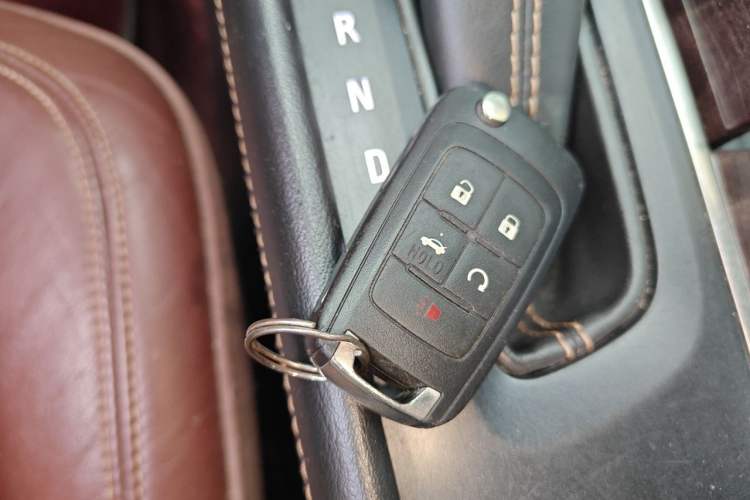Used Buick LaCrosse 2013 2.4L SIDI Luxury Comfort Edition Vehicle Key