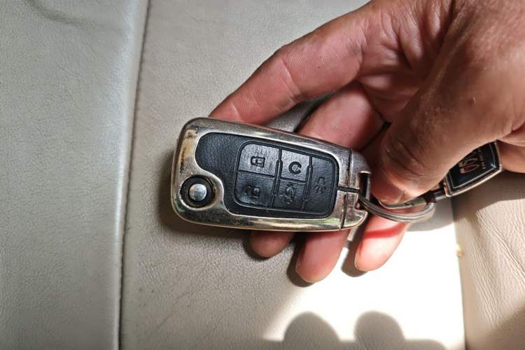 Used Buick LaCrosse 2013 2.4L SIDI Leading Comfort Version Vehicle Key