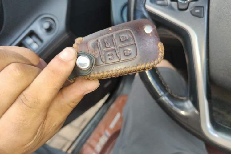 Used Buick LaCrosse 2013 2.4L SIDI Luxury Comfort Edition Vehicle Key