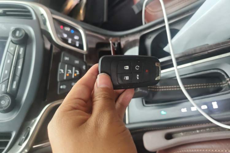 Used Buick LaCrosse 2013 2.4L SIDI Luxury Comfort Edition Vehicle Key