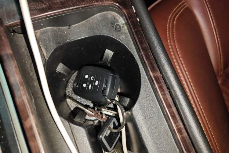 Used Buick LaCrosse 2013 2.0T SIDI Elite Tech Version Vehicle Key