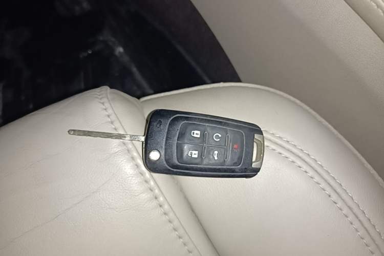 Used Buick LaCrosse 2013 2.0T SIDI Technology Version Vehicle Key