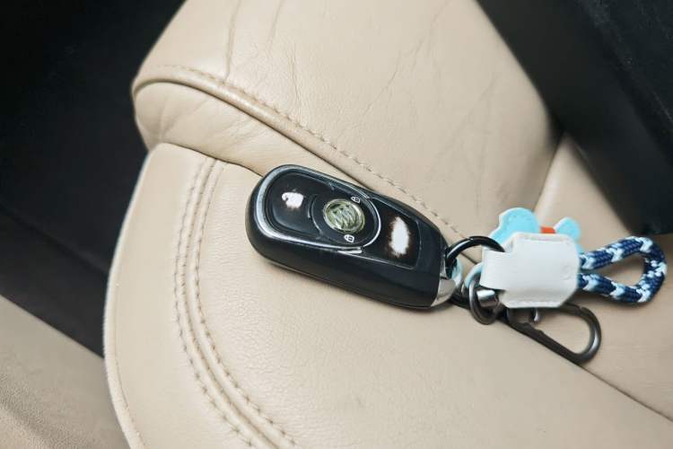 Used Buick LaCrosse 2013 2.4L SIDI Leading Comfort Version Vehicle Key