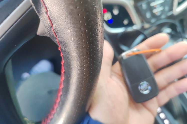 Used Buick LaCrosse 2013 2.4L SIDI Elite Comfort Version Vehicle Key