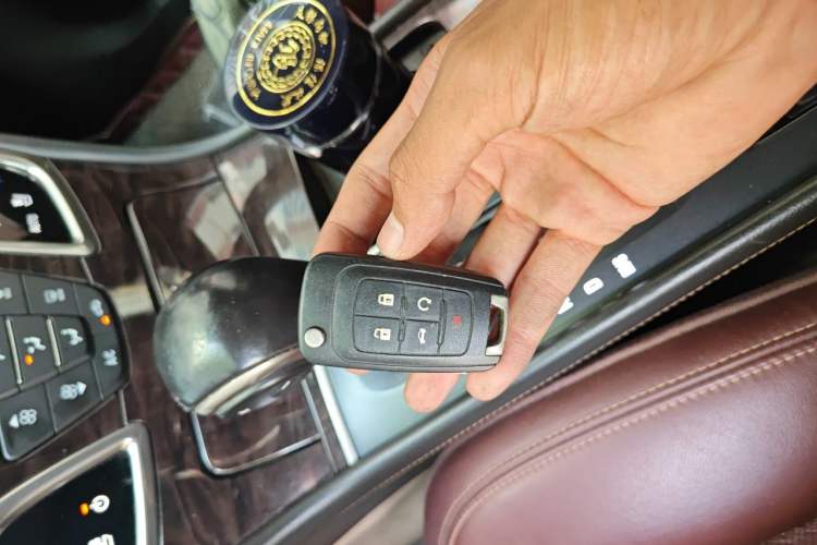 Used Buick LaCrosse 2013 3.0L SIDI V6 Smart Luxury Flagship Model Vehicle Key