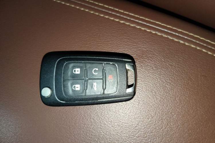 Used Buick LaCrosse 2013 3.0L SIDI V6 Smart Luxury Flagship Model Vehicle Key